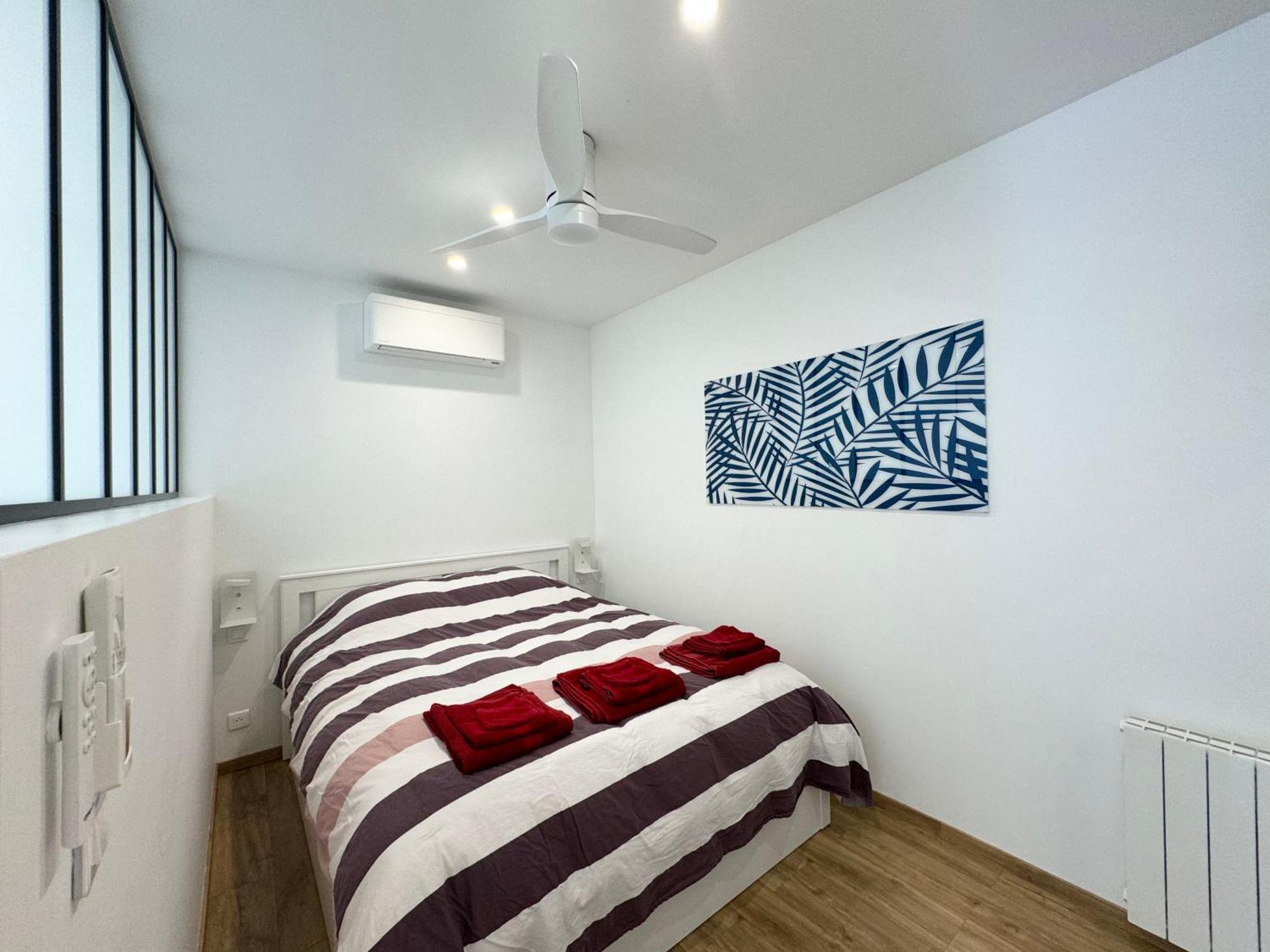 Appartement 1Ch Avec Terrasse Et Jardinet A 400M De La Plage Cavalaire-sur-Mer Ngoại thất bức ảnh